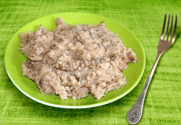 Oatmeal made of crushed buckwheat with manku